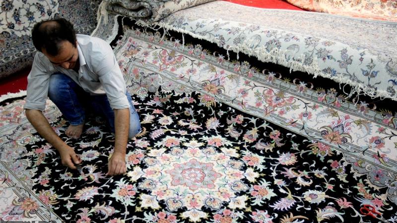 نمایشگاه تخصصی فرش دستباف و ملزومات جهیزیه در زنجان آغاز به کار کرد