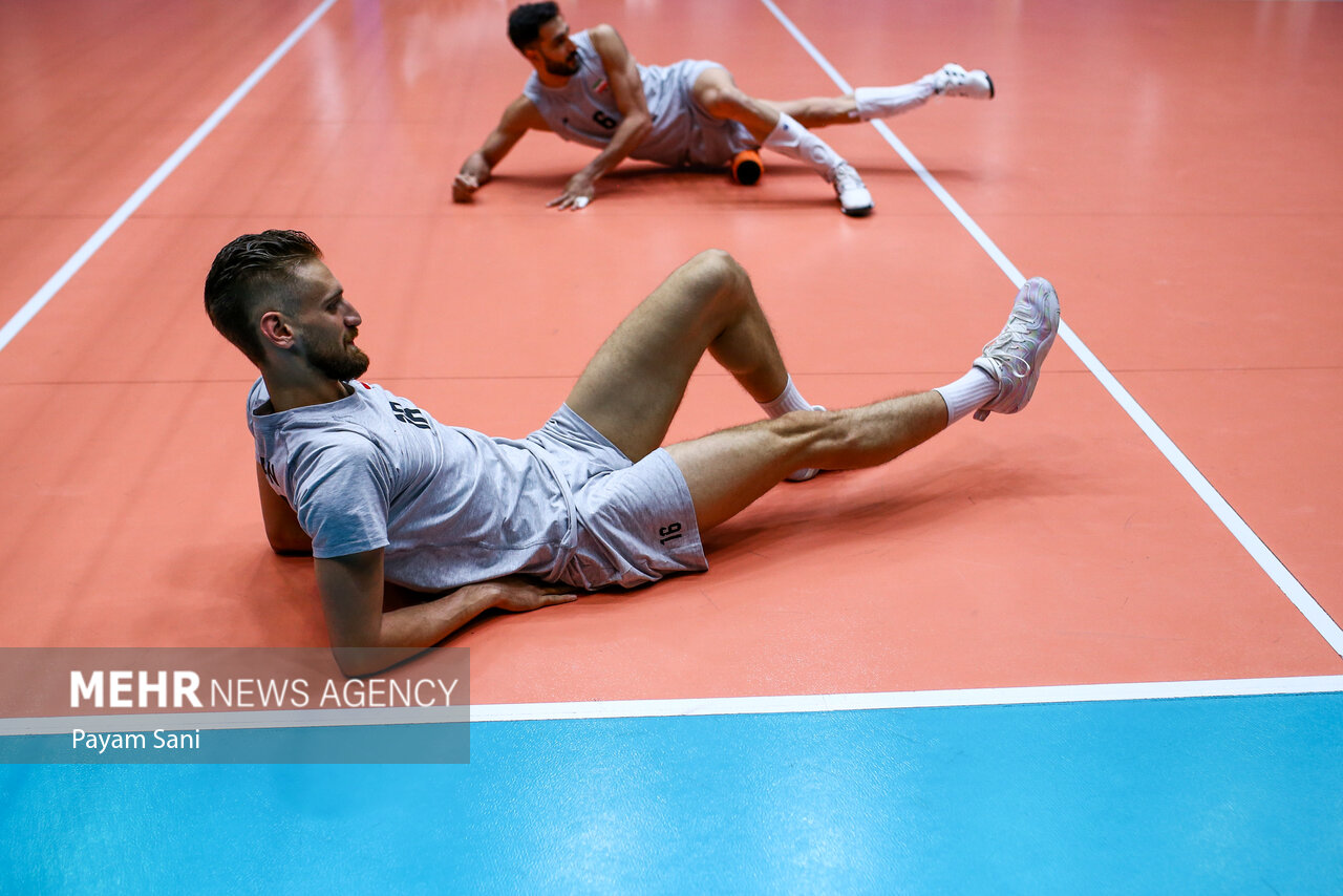 تمرین مردان والیبال ایران پیش از اعزام به ریاض