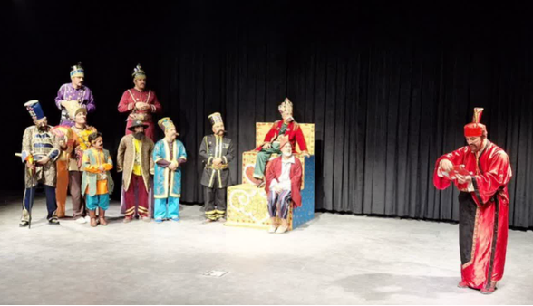 آیین اختتامیه سیوهفتمین جشنواره تئاتر آذربایجانشرقی برگزار میشود