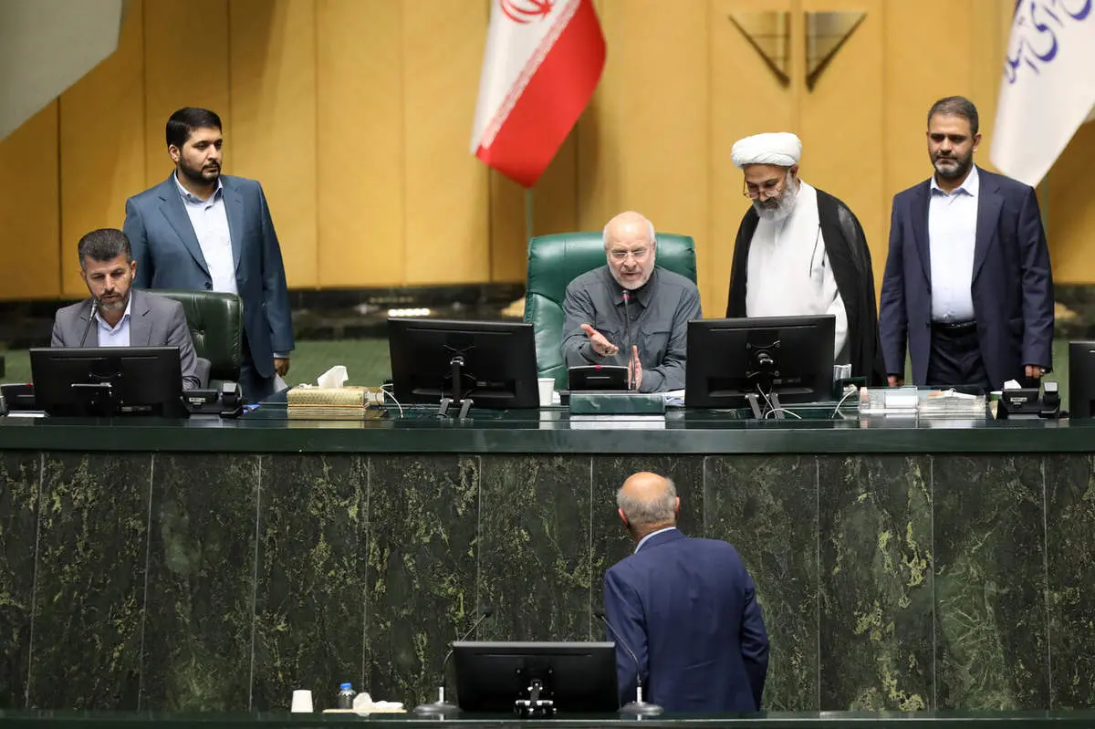 درگیری در مجلس بر سر کالابرگ؛ سناریوهای احتمالی چیست؟