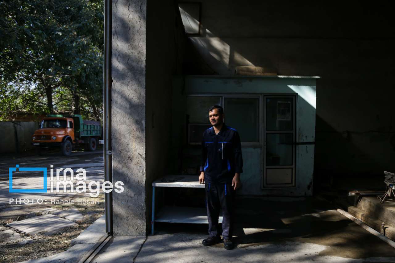 روزی در خاک و دریا