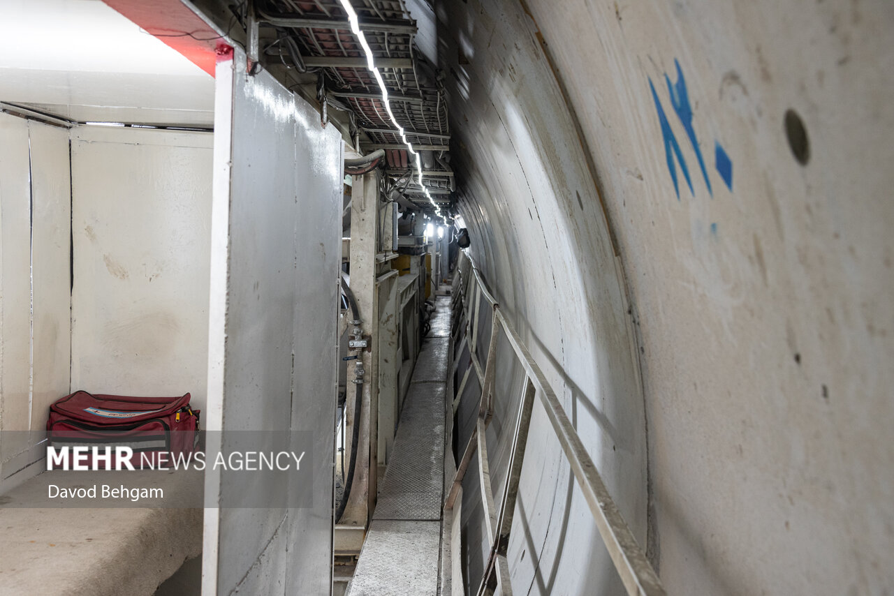 پروژه تونل در حال احداث انتقال آب هزارمسجد به مشهد