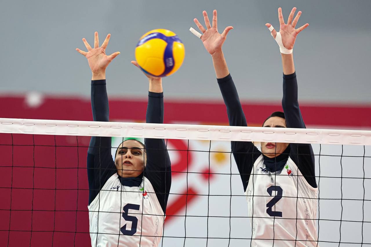 قهرمانی دختران والیبالیست ایران در بحرین