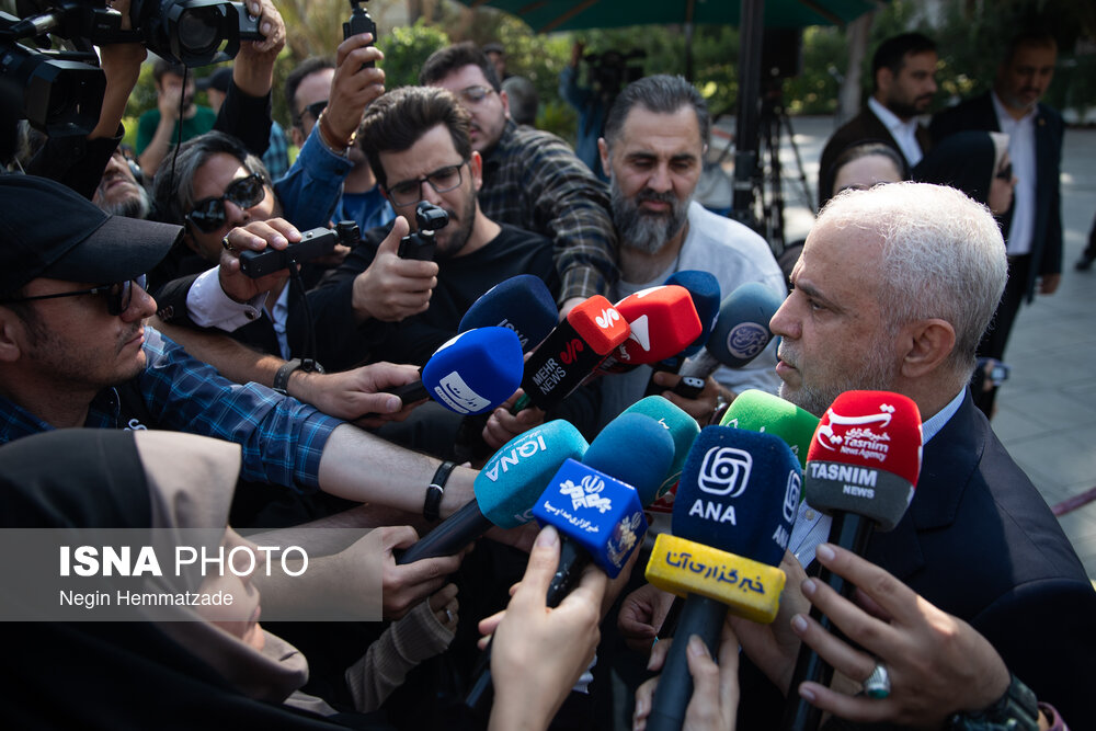 عکس/ حاشیه جلسه هیات دولت