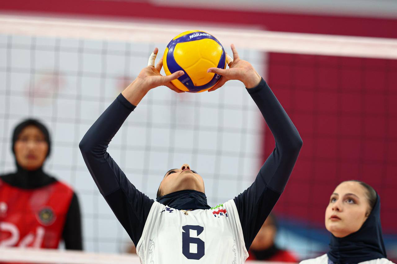  قهرمانی دختران والیبالیست ایران در بحرین