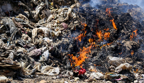 معدومسازی بیش از ۱۴ تن موادغذایی در نیشابور