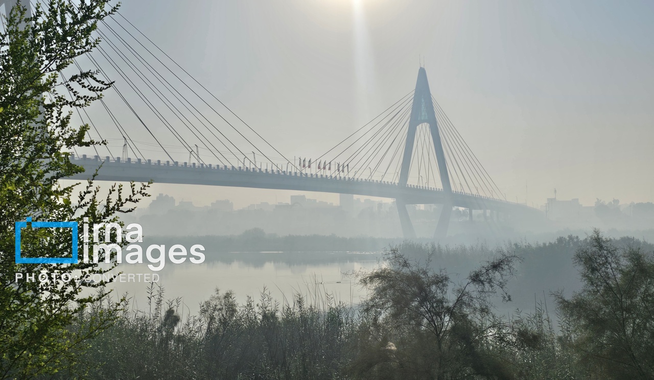 آلودگی هوا ادارات ۶ شهرستان خوزستان را دور کار کرد