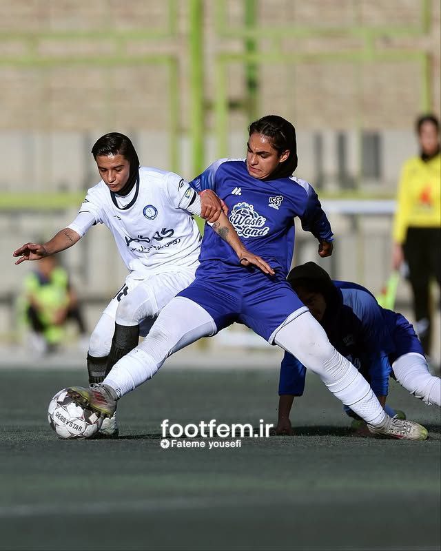 دیدار تیم‌های آوا تهران و گل‌گهر سیرجان