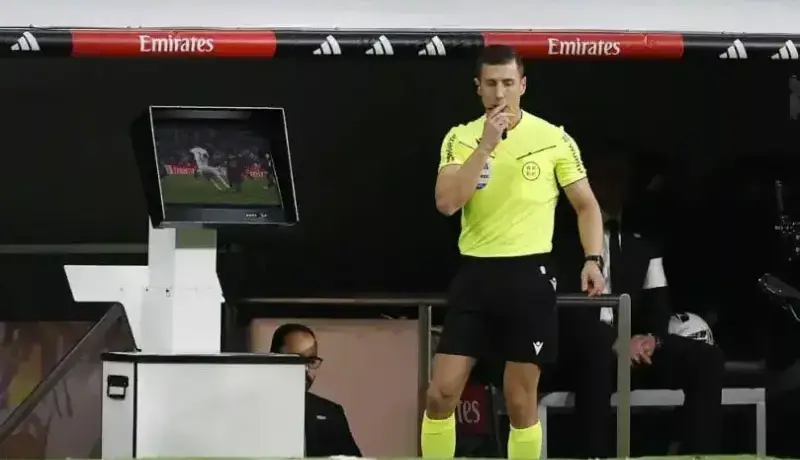 جنجال الکلاسیکو تمام شدنی نیست!