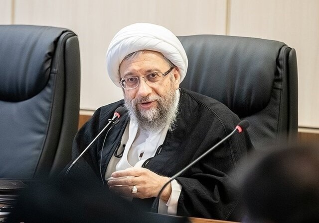 آملی لاریجانی: نتیجه حل مشکلات معیشتی باید سرسفره مردم دیده شود