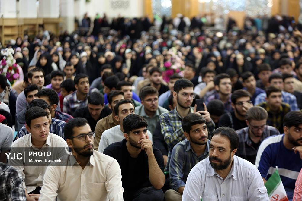 آیین آغاز سال تحصیلی دانشگاه‌ها و مراکز آموزش عالی کشور در حرم بانوی کرامت