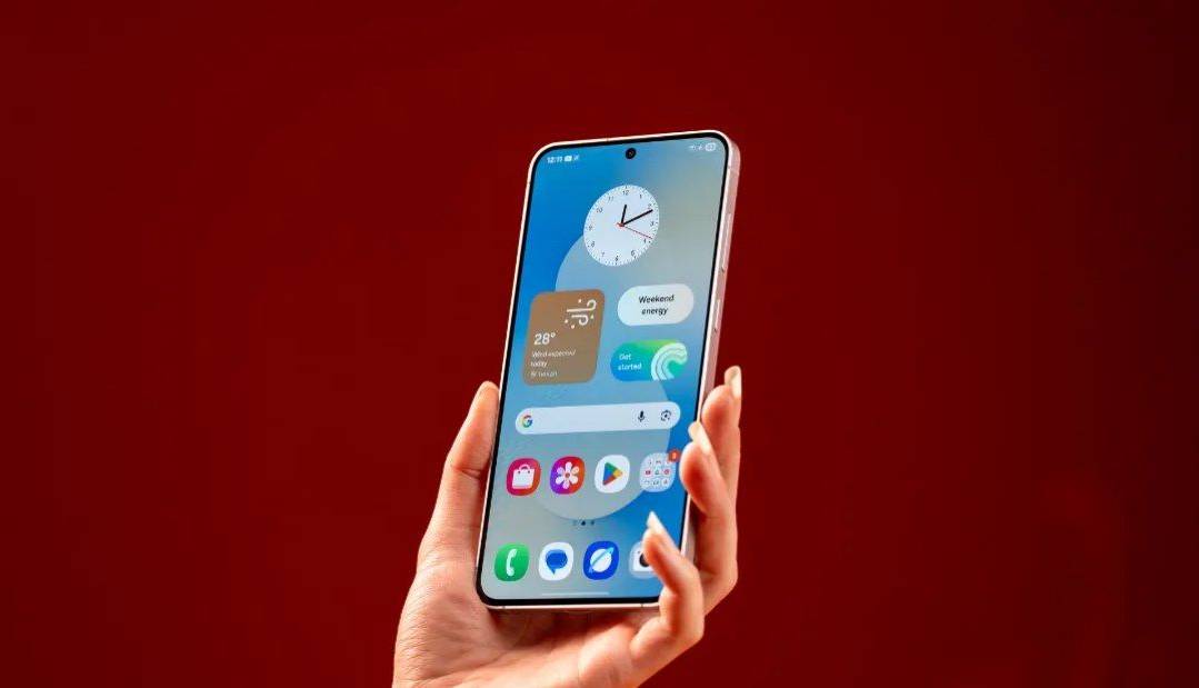 مشکل عجیب والپیپر در گوشیهای سامسونگ بهزودی برطرف میشود