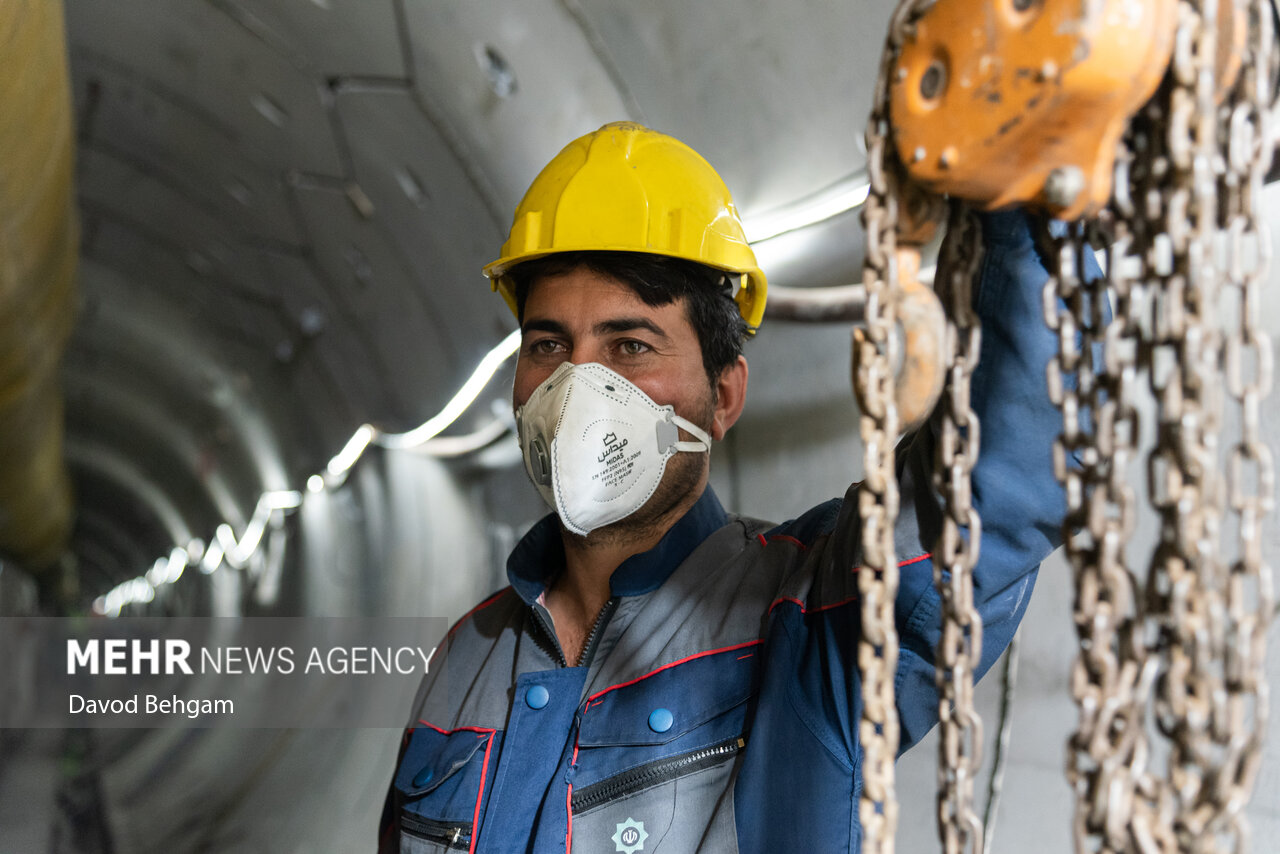 پروژه تونل در حال احداث انتقال آب هزارمسجد به مشهد