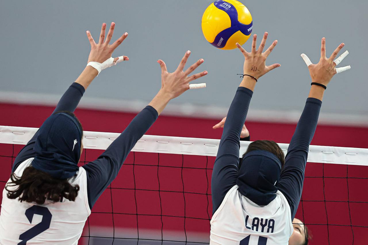  قهرمانی دختران والیبالیست ایران در بحرین