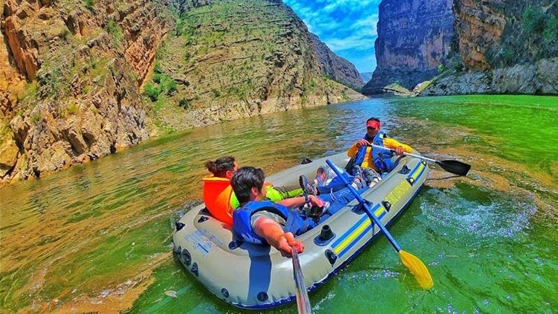 از بدره تا بهشت سنگی ایلام/ سفر به تنگه کافرین