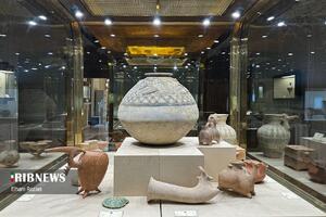 موزهٔ آبگینه و سفالینههای ایران