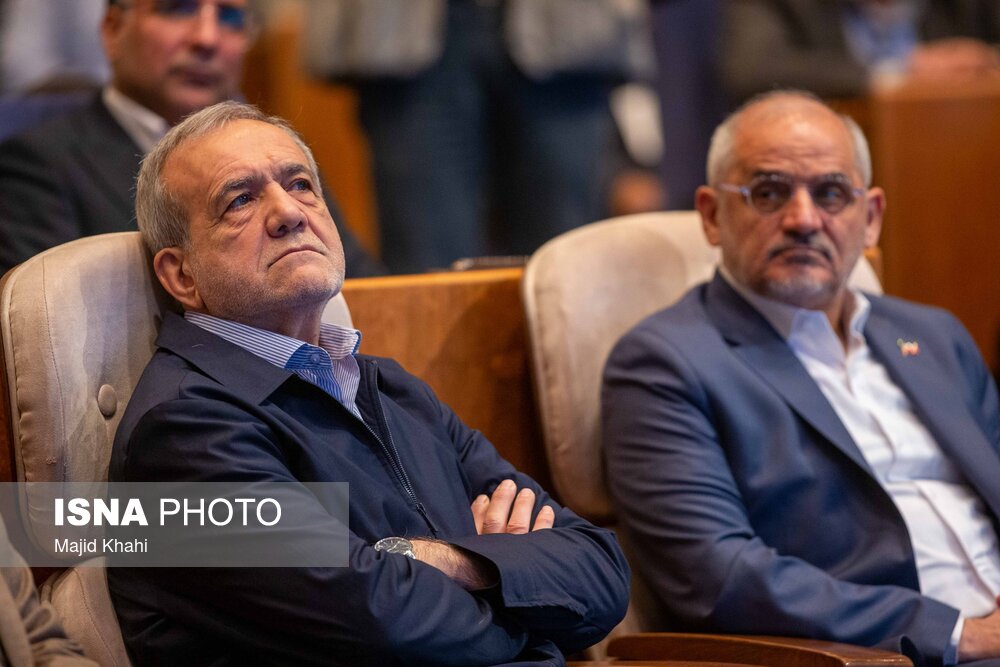 عکس/ مراسم بزرگداشت روز پرستار با حضور رئیس جمهور 