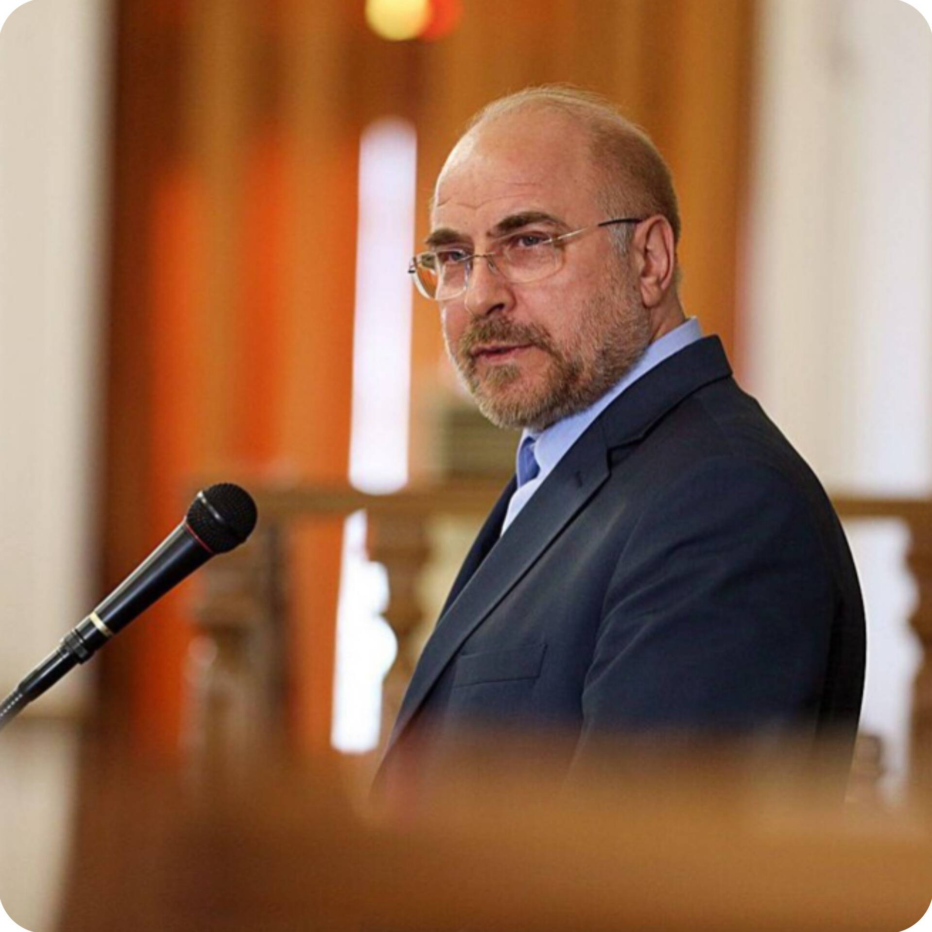 عقبنشینی قالیباف