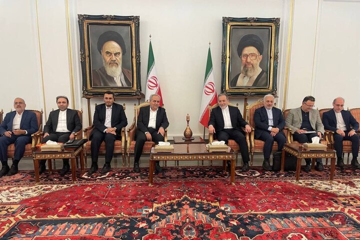 وزیر امور خارجه وارد تبریز شد