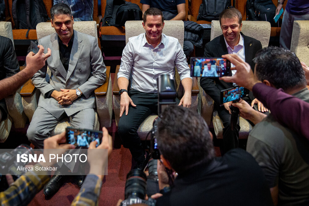 مراسم معارفه و امضای قرارداد سرمربی جدید تیم پرسپولیس