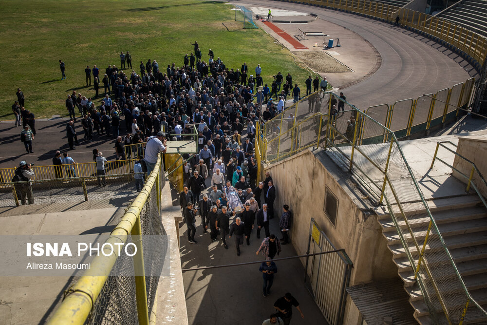 عکس/ مراسم تشییع پیکر «اکبر کارگرجم»