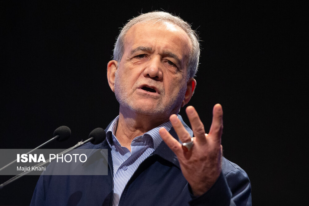 عکس/ مراسم بزرگداشت روز پرستار با حضور رئیس جمهور 