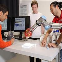 کاتتر هوشمندی که در رگهایی باریکتر از موی انسان حرکت میکند