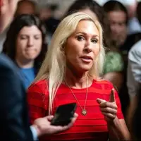 قانونگذار حامی ترامپ: کشتار کودکان غزه توسط اسرائیل جنایت جنگی نیست؟