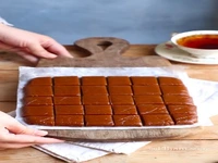 تافی کاراملی کشدار