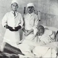 تقویم تاریخ/ ترور نافرجام آیت اللَّه "سیدحسن مدرس" به دستور رضا خان