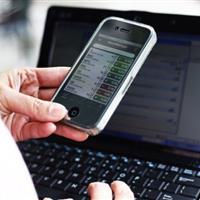 واکنش رگولاتوری به درخواست افزایش قیمت اینترنت/ با توجه به معیشت مردم و نیاز اپراتورها تصمیم میگیریم