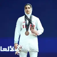 بازیهای آسیایی جوانان؛ آلما حسینی در وزنهبرداری 2 برنز گرفت