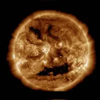 خورشید با لبخندی ترسناک به استقبال هالووین رفت!