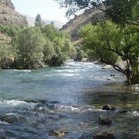 رهاسازی آب از سد نمرود برای کشت پاییزه در گرمسار و آرادان آغاز شد