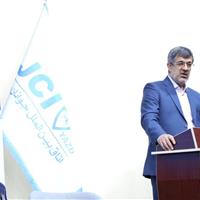 استاندار: صداقت و درستکاری، رمز موفقیت کارآفرینان یزدی است