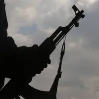 درگیری و تیراندازی مقابل دانشگاه آزاد تهران