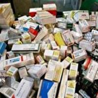 کالاهای قاچاق و داروی خارج از شبکه توزیع در اسفراین کشف شد