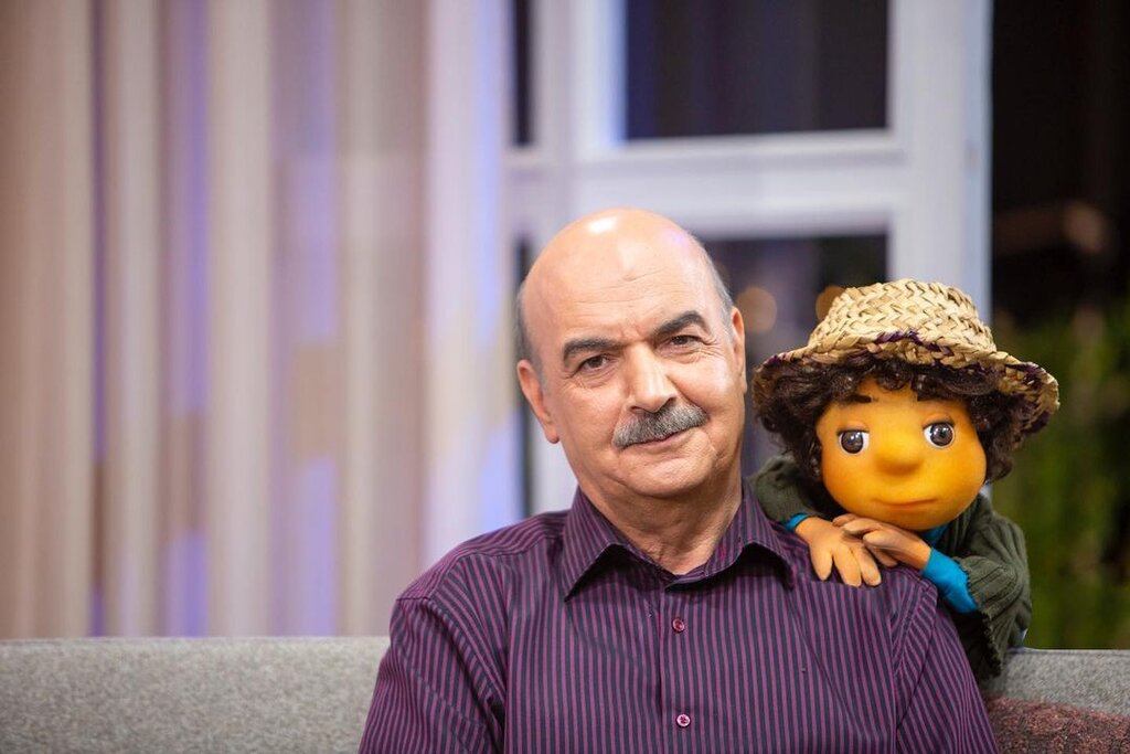 طهماسب خودت رو نخود هر آشی نکن