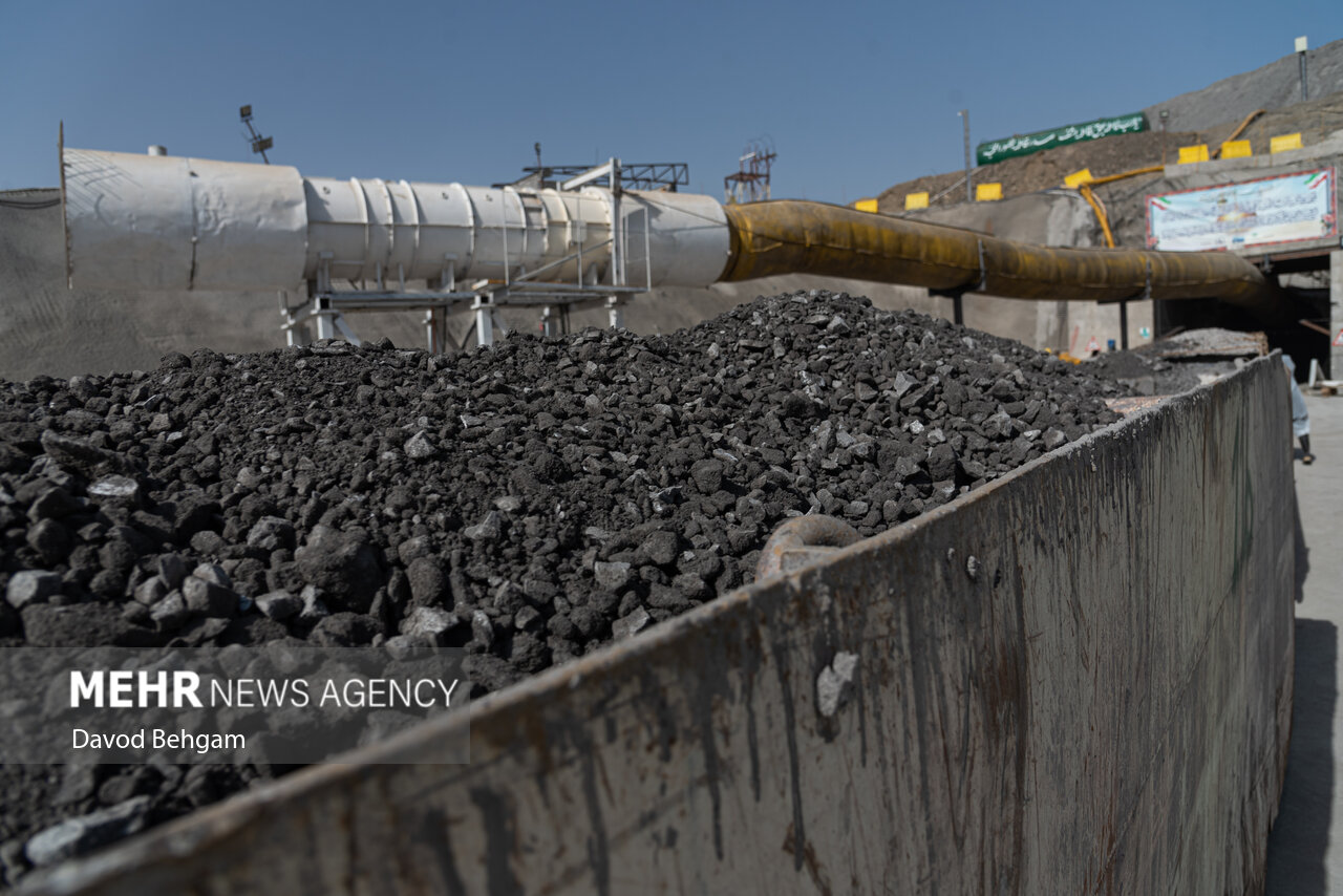 پروژه تونل در حال احداث انتقال آب هزارمسجد به مشهد