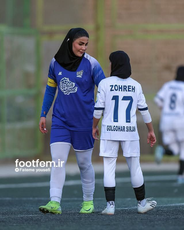 دیدار تیم‌های آوا تهران و گل‌گهر سیرجان