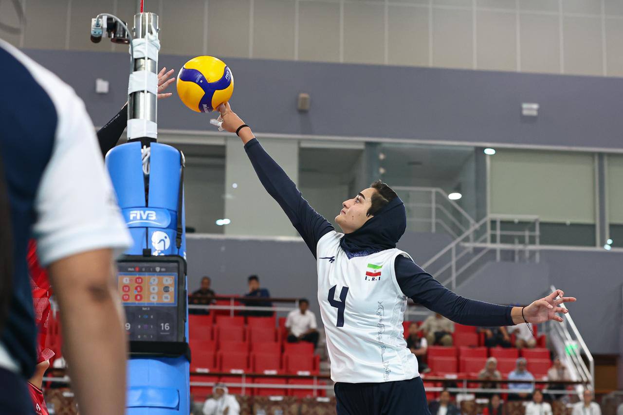  قهرمانی دختران والیبالیست ایران در بحرین