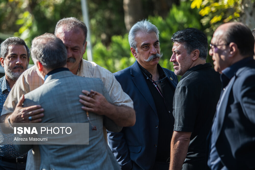 عکس/ مراسم تشییع پیکر «اکبر کارگرجم»