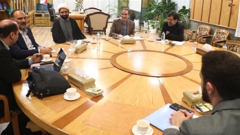 توسعه نیروگاههای خورشیدی اولویت مدیریت انرژی در قم است