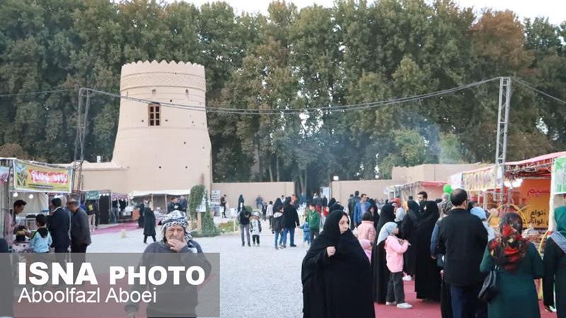 ششمین جشنواره محلی نان و قورمه مهریز برگزار میشود