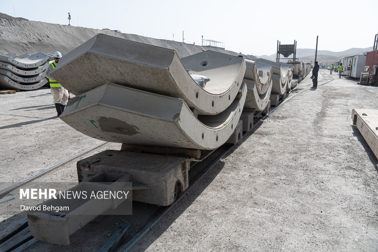 پروژه تونل در حال احداث انتقال آب هزارمسجد به مشهد