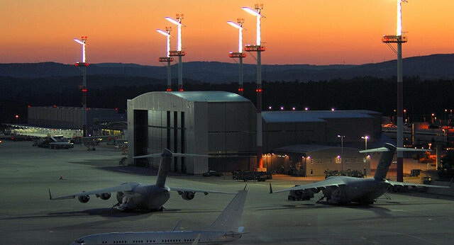 پنتاگون: از اروپا خارج نشدهایم