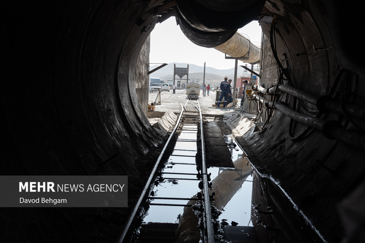 پروژه تونل در حال احداث انتقال آب هزارمسجد به مشهد