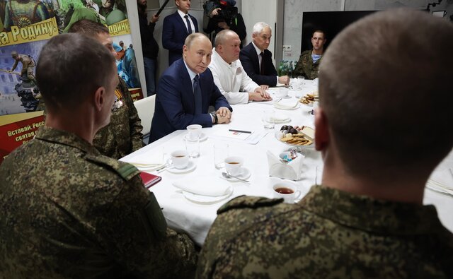 پوتین: یک اژدر هستهای را با موفقیت آزمایش کردیم