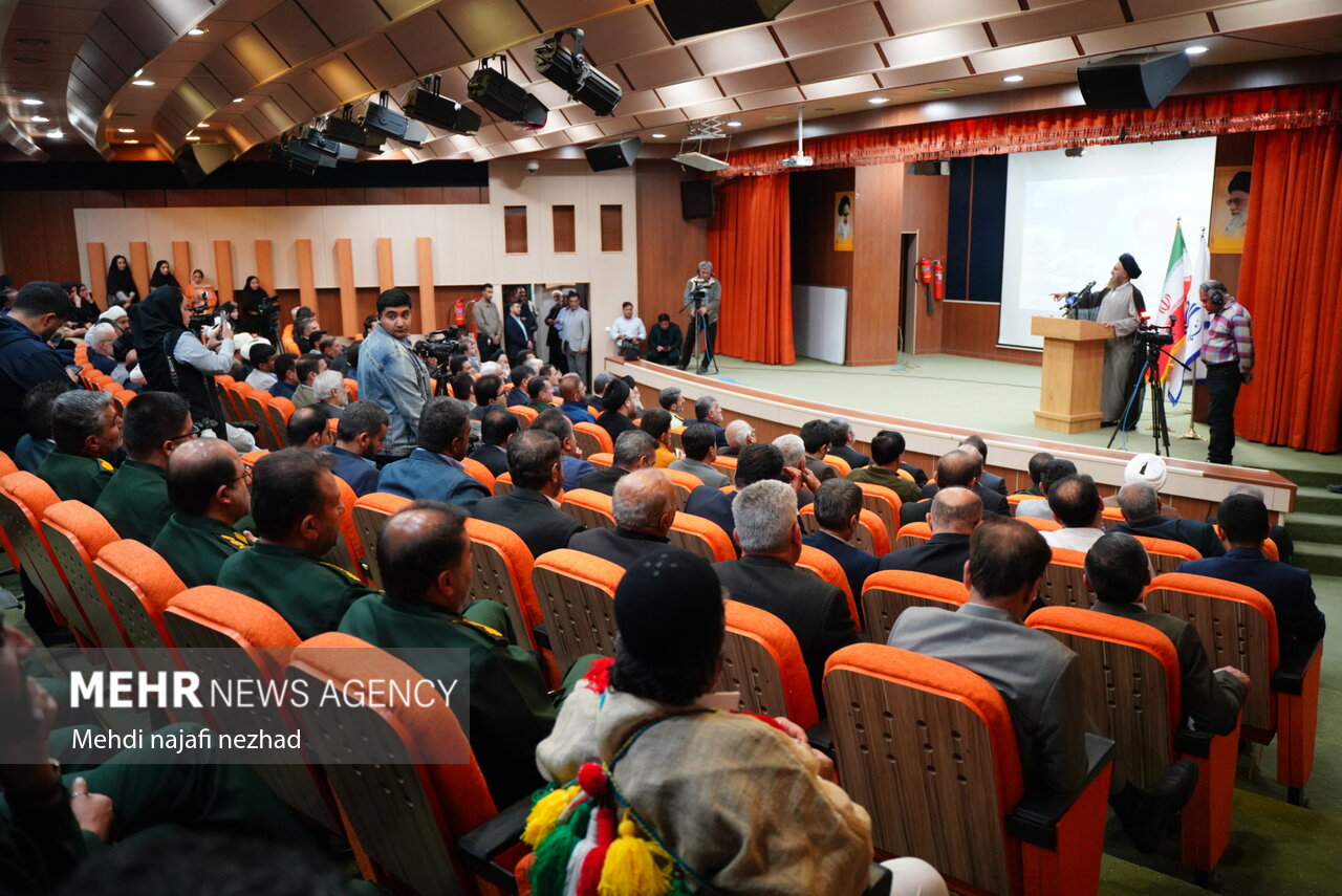 اختتامیه دومین کنگره ملی بزرگداشت آیت‌الله ملک‌حسینی در یاسوج