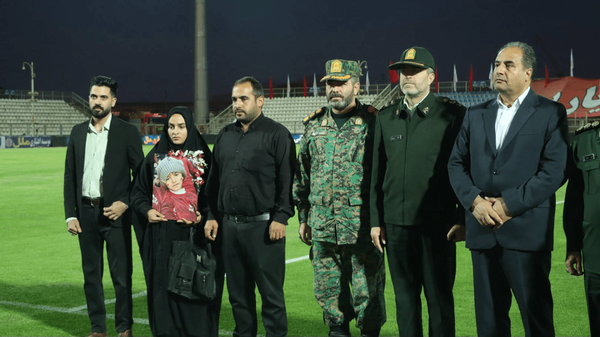 تبریز سر به احترام؛ مادرِ طاهای تراکتوری مهمان ویژه سکوها